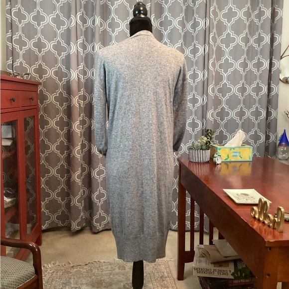 Gap Knee Length Cardigan in Heather Gray - Picture 3 of 9